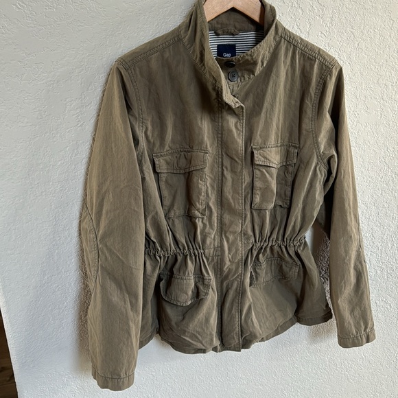 Gap Utility Cargo Jacket - Picture 3 of 7